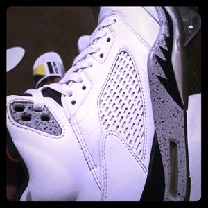 Air Jordans 5S size 9.5